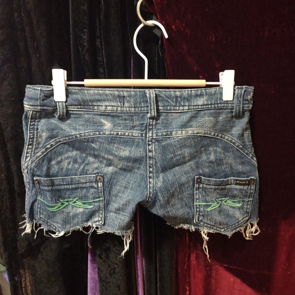 ❣️XS Green Detail Denim Shorts❣️
